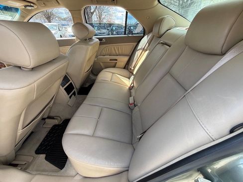 Used 2005 Cadillac STS w/ Preferred Equipment Group image 9