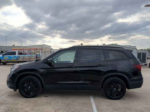 Certified 2022 Honda Pilot Black Edition image 7