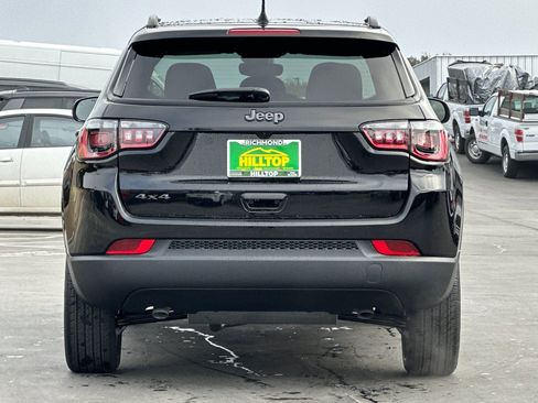 New 2026 Jeep Compass Latitude image 6