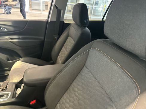 Used 2019 Chevrolet Equinox LT image 7