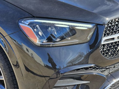 Certified 2025 Mercedes-Benz GLE 580 4MATIC image 11