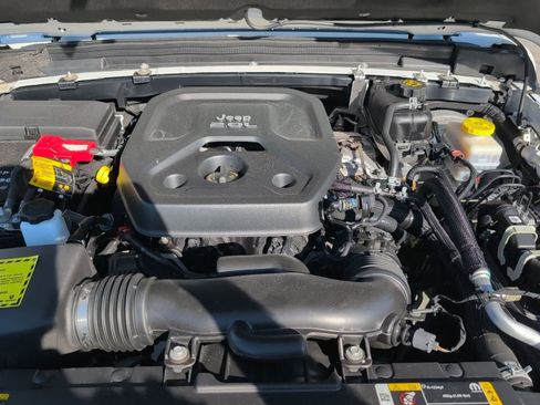 Certified 2021 Jeep Wrangler Sport image 38