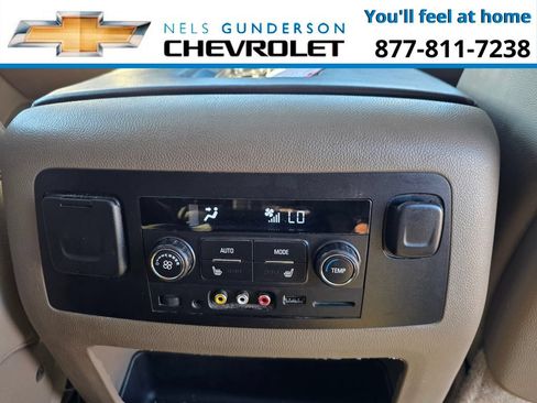 Used 2015 Chevrolet Suburban LTZ AWD/4WD image 9