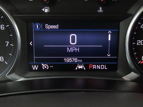 Used 2020 Chevrolet Equinox LT image 25