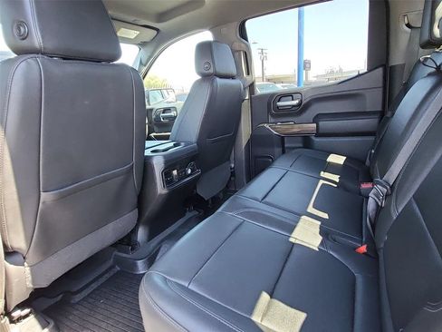 Used 2021 Chevrolet Silverado 1500 LT Trail Boss w/ Convenience Package II AWD/4WD image 16