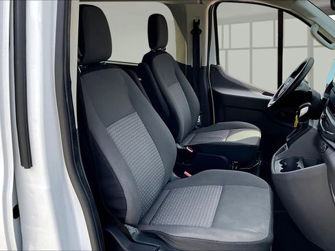 Used 2022 Ford Transit 350 XLT image 28