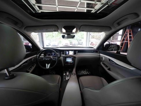 Used 2023 INFINITI QX50 Sensory w/ Cargo Package AWD/4WD image 19