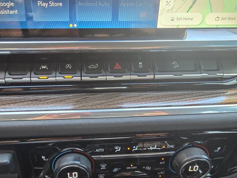 Used 2023 Chevrolet Silverado 1500 RST w/ Z71 Off-Road Package image 24