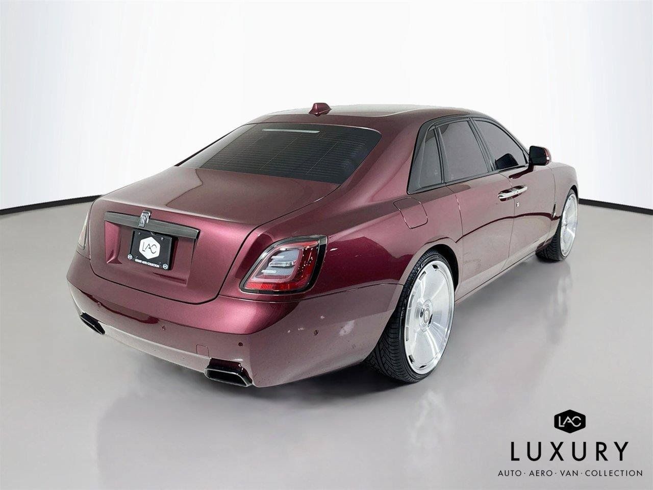 Used 2023 Rolls-Royce Ghost Black Badge AWD/4WD image 6