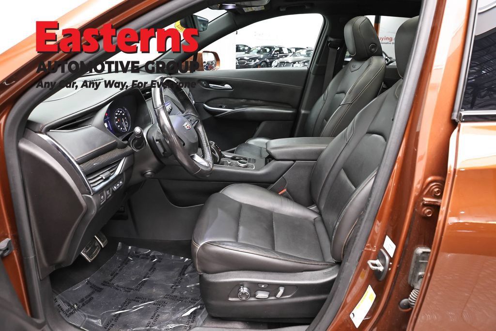 Used 2019 Cadillac XT4 Sport AWD/4WD image 16