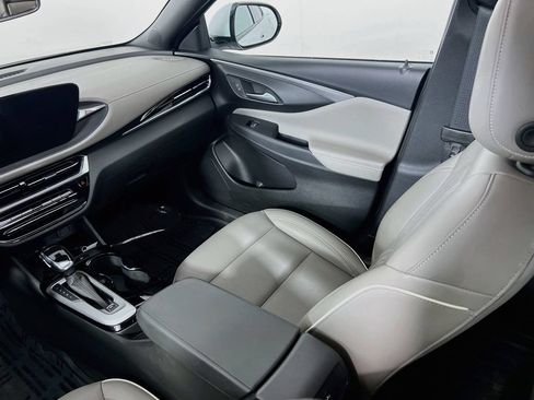 Certified 2024 Buick Envista Avenir FWD image 21