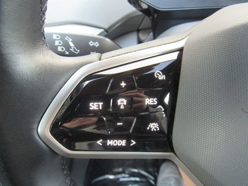 Used 2021 Volkswagen ID.4 Pro S w/ Gradient Package image 39