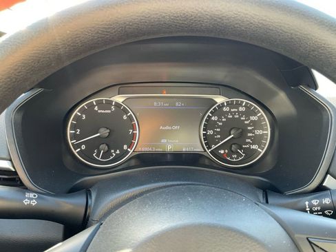 Used 2022 Nissan Altima 2.5 SV image 18