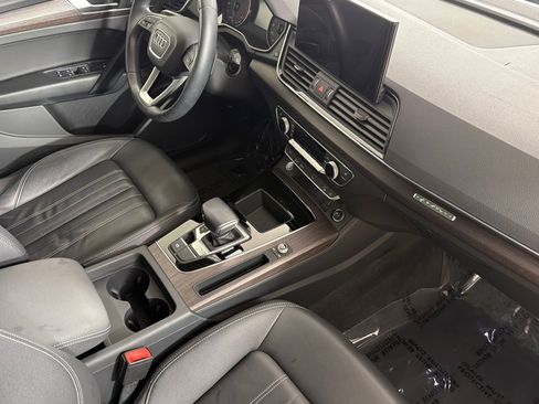 Used 2023 Audi Q5 2.0T Premium w/ Convenience Package AWD/4WD image 15