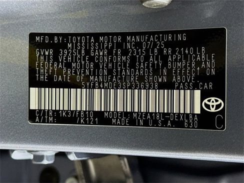 Certified 2025 Toyota Corolla LE image 30