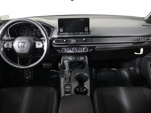 Used 2025 Honda Civic Sport image 13