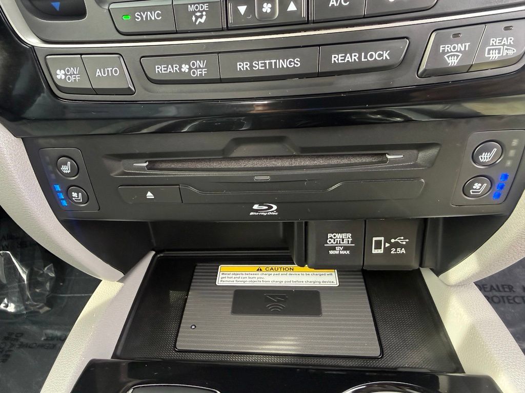 Used 2021 Honda Pilot Elite image 73