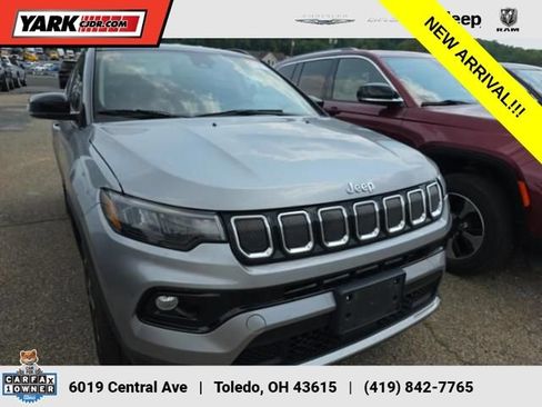 Used 2022 Jeep Compass Limited AWD/4WD image 1