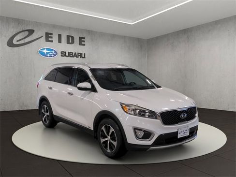 Used 2016 Kia Sorento EX image 1