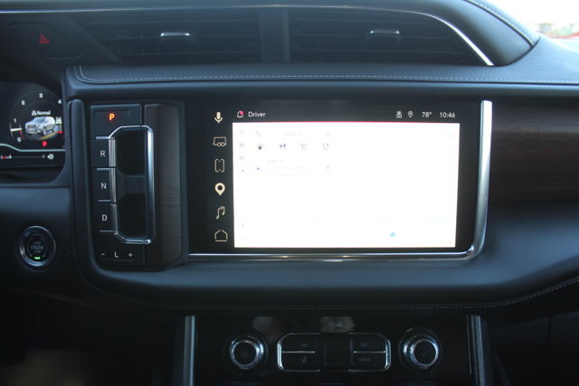Used 2023 GMC Yukon XL Denali Ultimate w/ LPO, Floor Liner Package AWD/4WD image 32