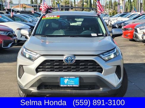 Used 2024 Toyota RAV4 XLE image 3