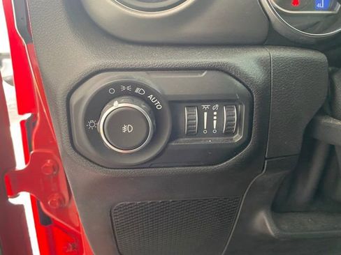 Used 2021 Jeep Wrangler Unlimited Sport image 15