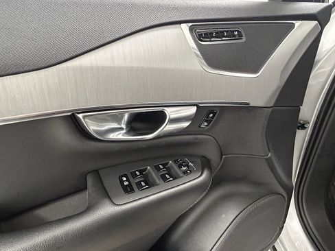 Used 2021 Volvo XC90 T5 Momentum w/ Climate Package image 25