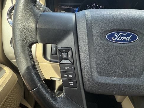 Used 2017 Ford Expedition XLT w/ Equipment Group 202A image 16