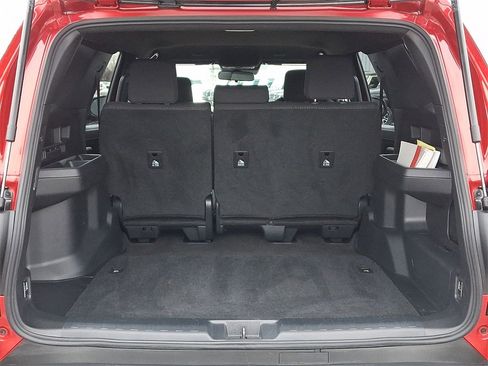 Used 2025 Toyota 4Runner SR5 image 28