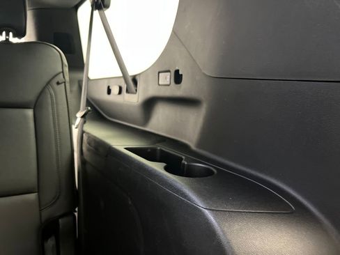 Used 2024 Chevrolet Suburban RST image 33