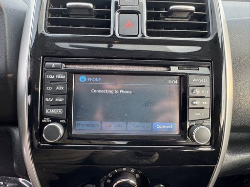 Used 2015 Nissan Versa Note SR w/ SR Tech Package image 39