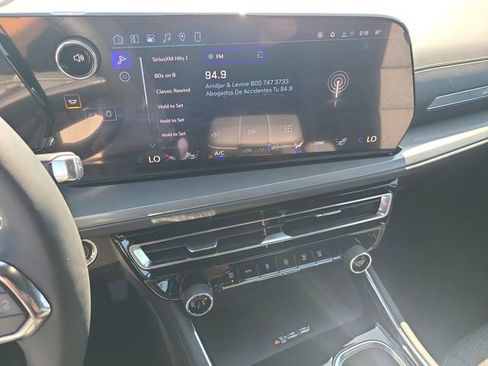 New 2026 Chevrolet Traverse LT w/ Midnight/Sport Edition image 31