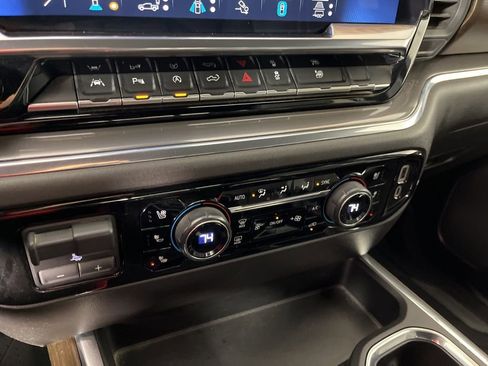 Certified 2023 Chevrolet Silverado 1500 High Country w/ High Country Premium Package image 32