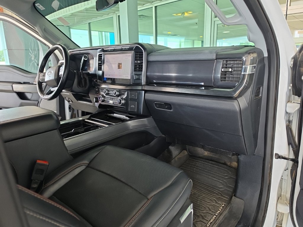 Used 2024 Ford F250 Lariat w/ FX4 Off-Road Package AWD/4WD image 14
