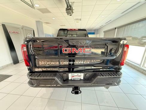 Used 2025 GMC Sierra 2500 Denali w/ Denali Reserve Package image 7