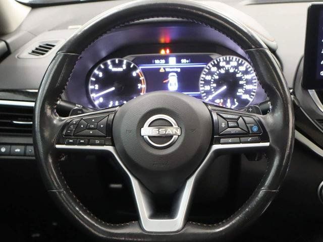 Used 2023 Nissan Altima 2.0 SR FWD image 16
