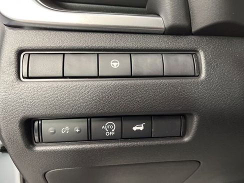 New 2026 Nissan Rogue SV image 31