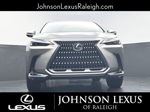 Used 2024 Lexus NX 250 FWD image 15