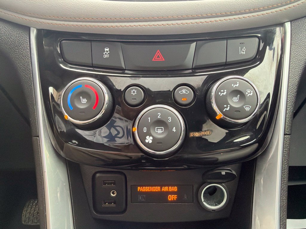 Used 2018 Chevrolet Trax Premier w/ LPO, Protection Package AWD/4WD image 27