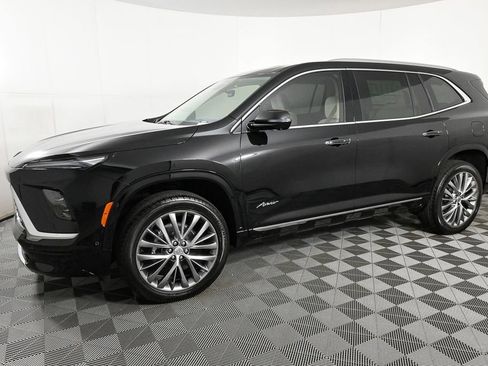 New 2026 Buick Enclave Avenir w/ Super Cruise Package image 2