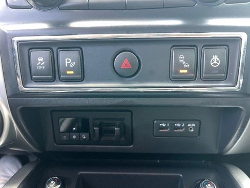 Used 2019 Nissan Titan PRO-4X w/ Pro-4x Convenience Package image 50