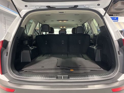 Used 2020 Kia Telluride LX FWD image 36