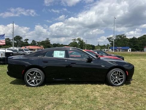 New 2026 Dodge Charger R/T AWD/4WD image 18