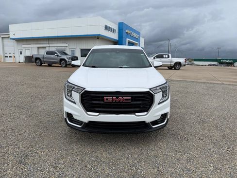Used 2022 GMC Terrain SLE FWD image 8