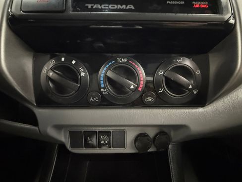 Used 2015 Toyota Tacoma TRD Pro image 21