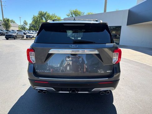Used 2020 Ford Explorer Platinum w/ Premium Technology Package AWD/4WD image 9