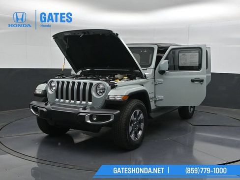 Used 2023 Jeep Wrangler Unlimited Sahara w/ Cold Weather Group AWD/4WD image 58