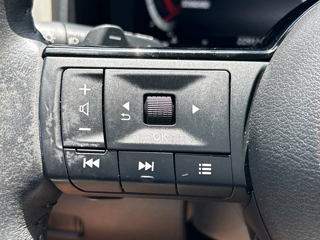 Certified 2024 Nissan Rogue SL FWD image 27