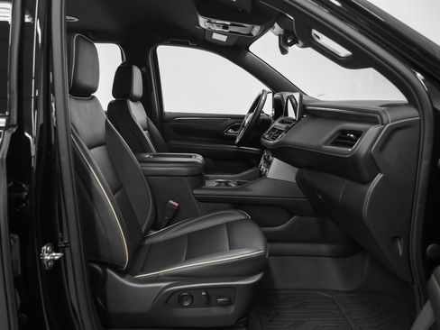 Used 2023 GMC Yukon XL SLT image 15