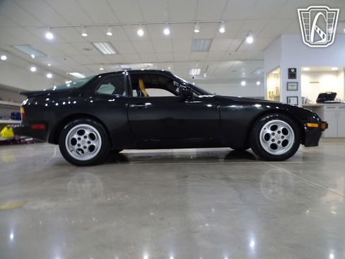 Used 1987 Porsche 944 S image 20
